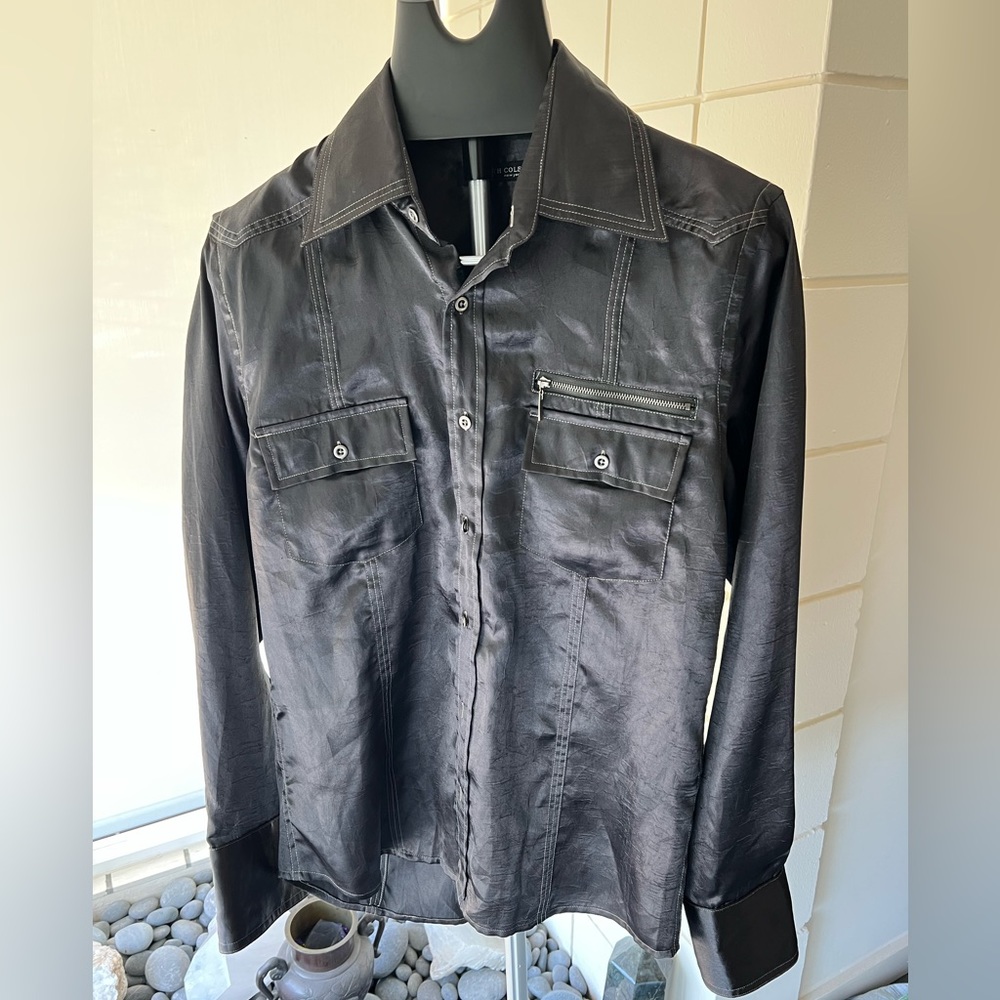 Kenneth Cole Shiny Silky Looking Men’s Shirt Size M